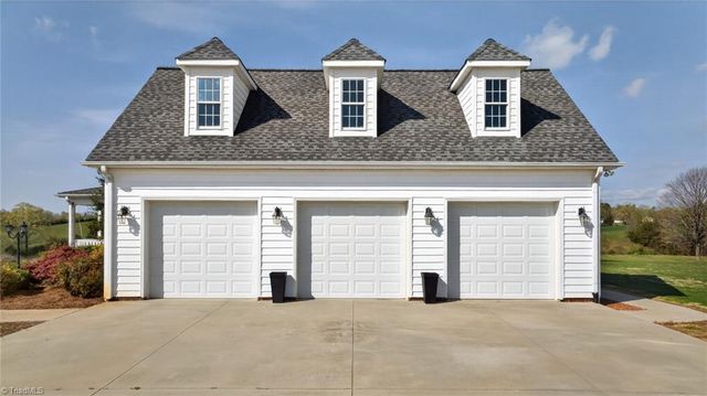 363 Kiger Road, Pinnacle, NC 27043