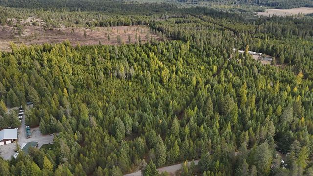 14506 Moonlight Ln, Newport, WA 99156