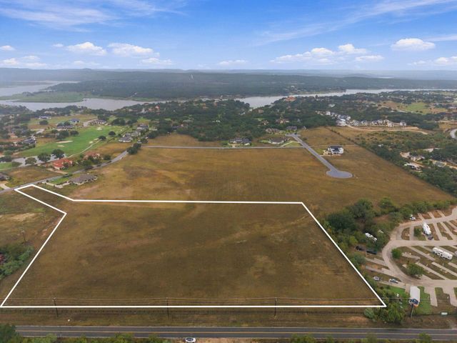 1901 Ballinger DR, Spicewood, TX 78669