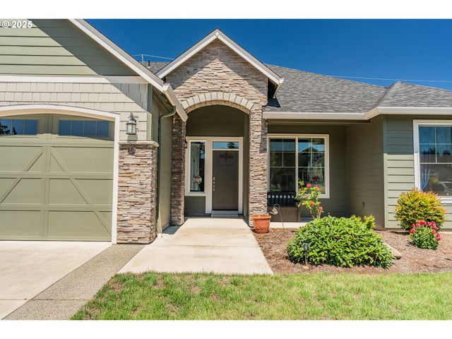 812 Ne 29TH Way, Battle Ground, WA 98604