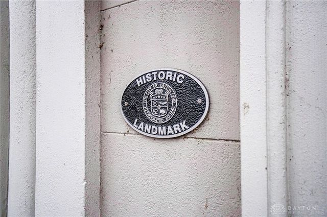 208 W Monument Avenue, Dayton, OH 45402