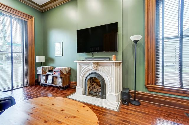 208 W Monument Avenue, Dayton, OH 45402