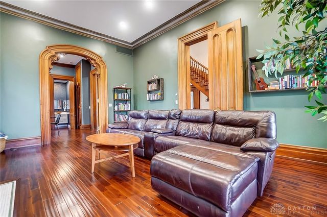 208 W Monument Avenue, Dayton, OH 45402