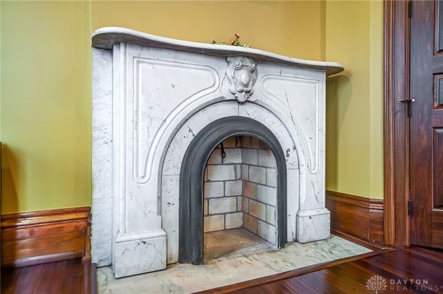 208 W Monument Avenue, Dayton, OH 45402