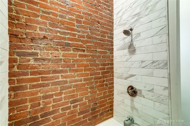 208 W Monument Avenue, Dayton, OH 45402