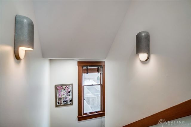 208 W Monument Avenue, Dayton, OH 45402