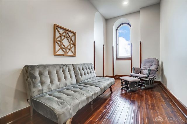 208 W Monument Avenue, Dayton, OH 45402