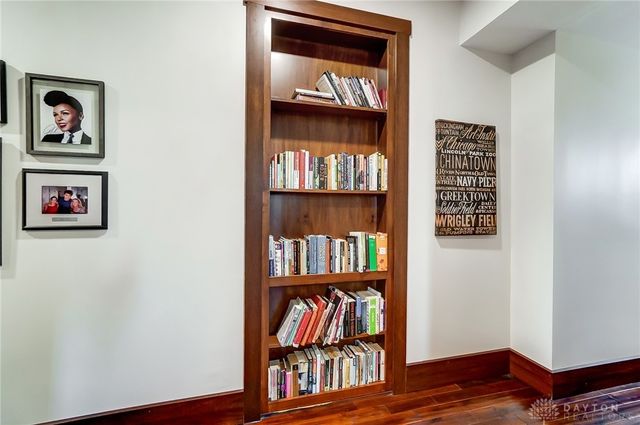 208 W Monument Avenue, Dayton, OH 45402