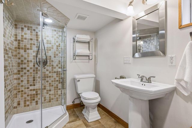 3376 Brunswick Avenue S, Saint Louis Park, MN 55416