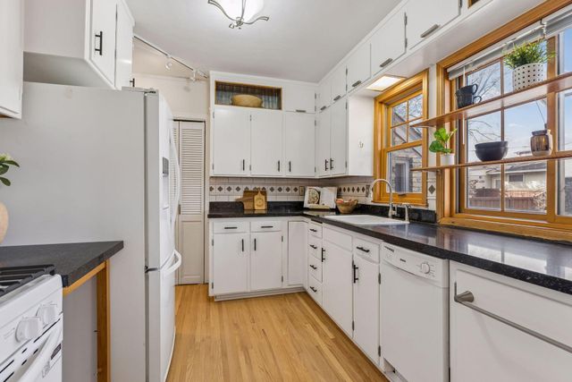 3376 Brunswick Avenue S, Saint Louis Park, MN 55416