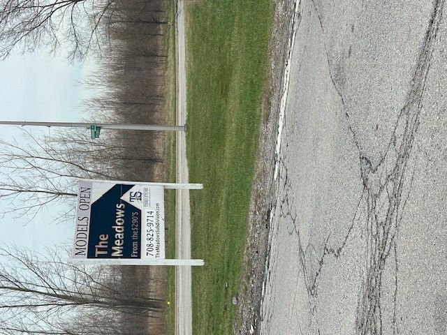 3250 Westwood Lane, Lynwood, IL 60411