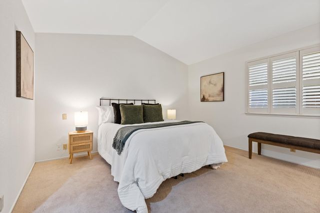 1637 Woodhill Dr, Roseville, CA 95661
