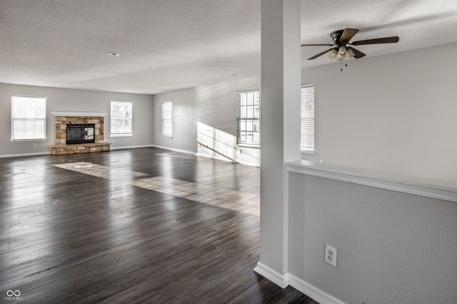 12703 Courage Crossing, Fishers, IN 46037