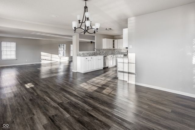 12703 Courage Crossing, Fishers, IN 46037