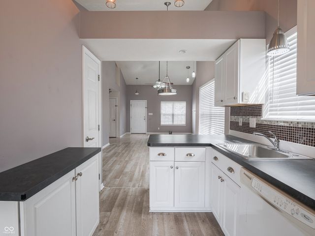 4952 Quail Ridge Lane, Indianapolis, IN 46254