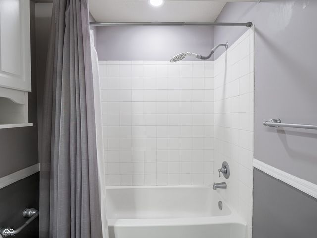 4952 Quail Ridge Lane, Indianapolis, IN 46254