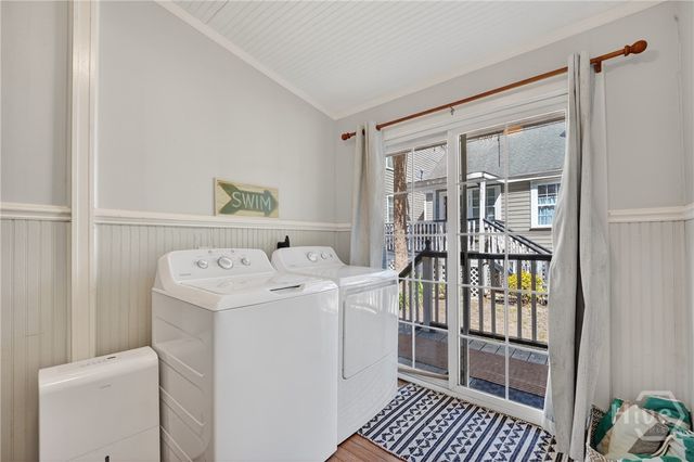 526 E Gwinnett Lane 4, Savannah, GA 31401