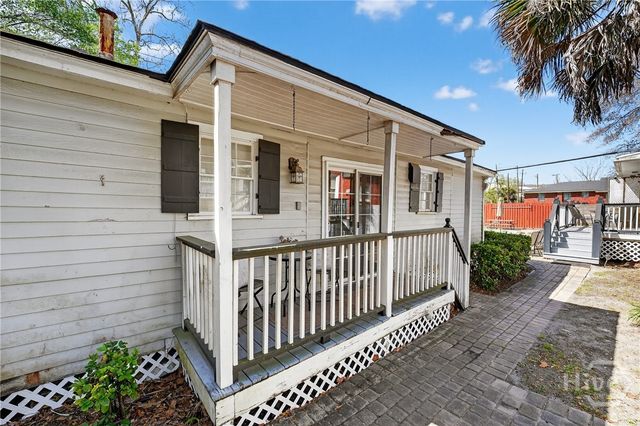 526 E Gwinnett Lane 4, Savannah, GA 31401