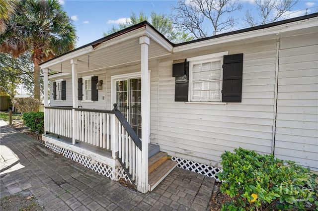 526 E Gwinnett Lane 4, Savannah, GA 31401