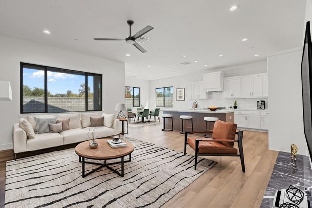 410 Maria Drive, Hollister, CA 95023