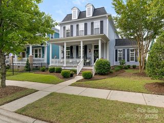 17106 Hedgerow Park Road, Charlotte, NC 28277