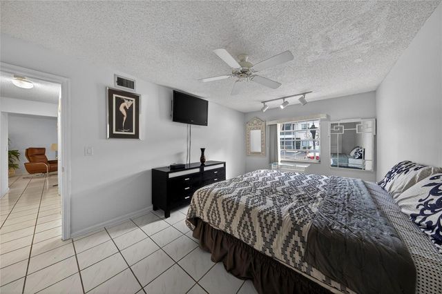 6253 Bay Club Drive 1, Fort Lauderdale, FL 33308