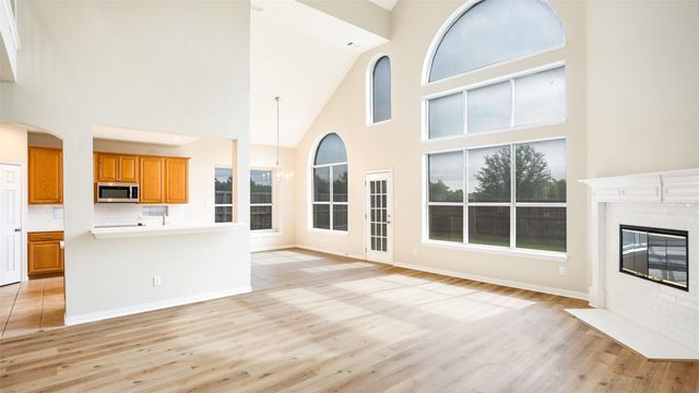 508 Lilac Lane, Desoto, TX 75115