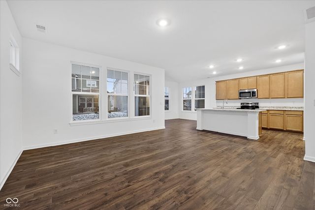 15988 Tharp Woods Drive, Fishers, IN 46037