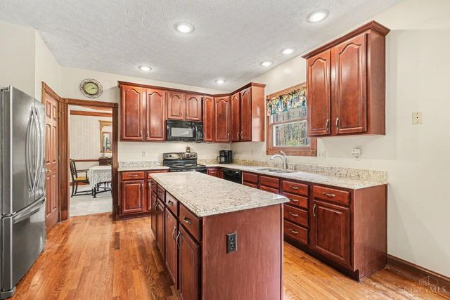 6291 Ashbourne Place, Green Twp, OH 45233