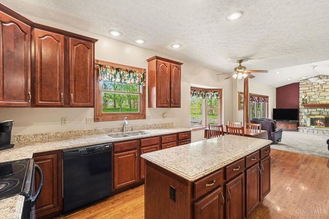 6291 Ashbourne Place, Green Twp, OH 45233