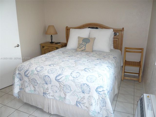 3300 N Surf Rd 9A, Hollywood, FL 33019