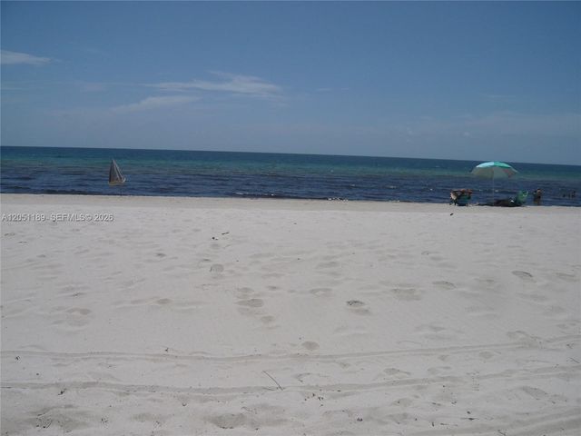 3300 N Surf Rd 9A, Hollywood, FL 33019