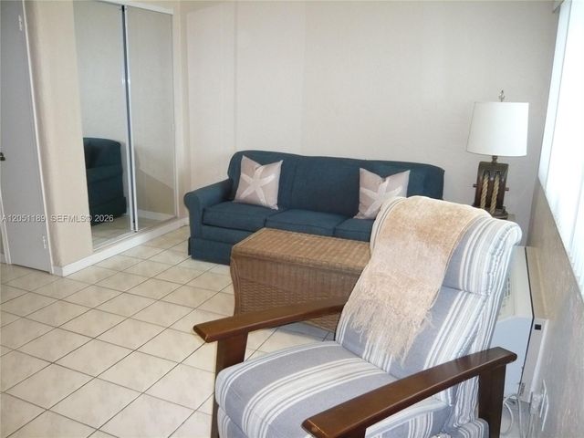 3300 N Surf Rd 9A, Hollywood, FL 33019