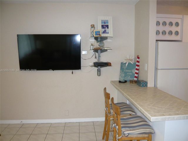 3300 N Surf Rd 9A, Hollywood, FL 33019