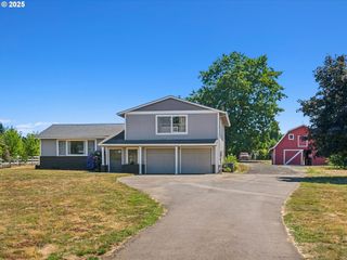 22650 S KAMRATH Rd, Oregon City, OR 97045