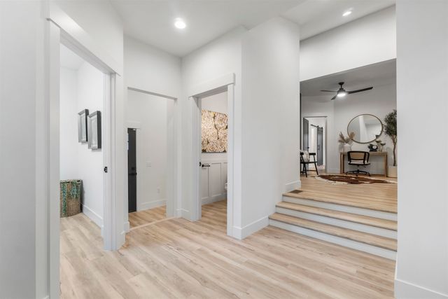 1922 N Donwood Ln, Greenacres, WA 99016