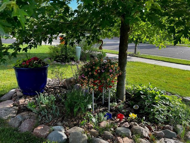 617 Blue Karner Drive, Altoona, WI 54720