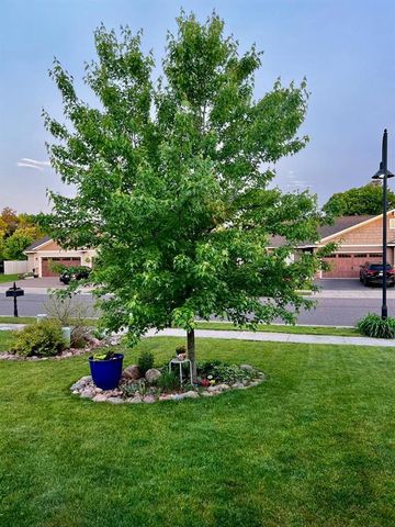 617 Blue Karner Drive, Altoona, WI 54720