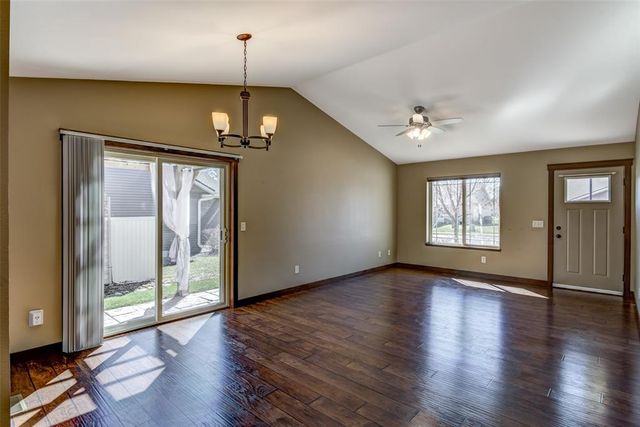 617 Blue Karner Drive, Altoona, WI 54720