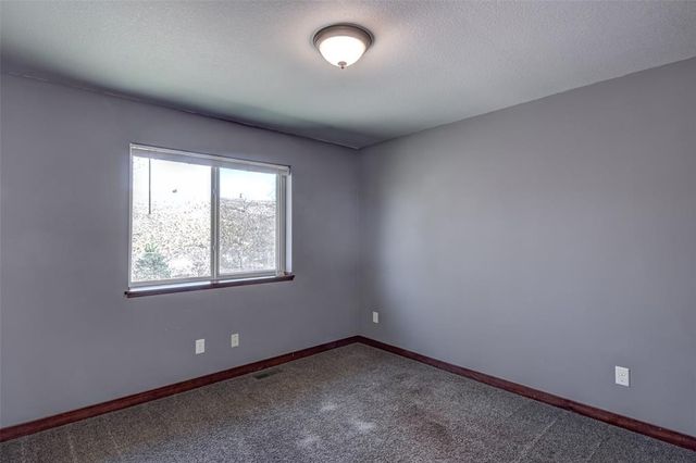 617 Blue Karner Drive, Altoona, WI 54720