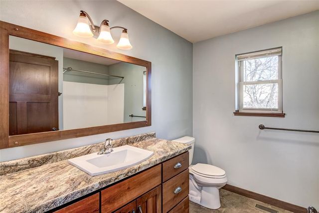 617 Blue Karner Drive, Altoona, WI 54720