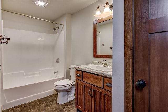 617 Blue Karner Drive, Altoona, WI 54720
