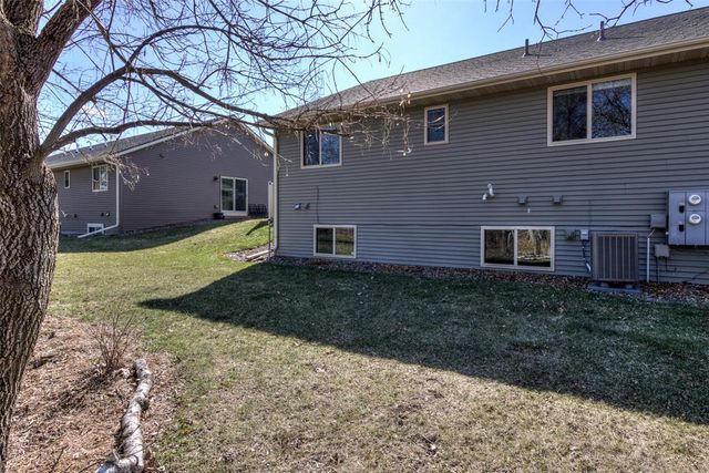 617 Blue Karner Drive, Altoona, WI 54720