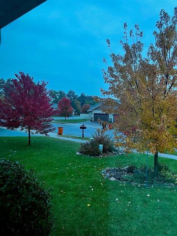 617 Blue Karner Drive, Altoona, WI 54720