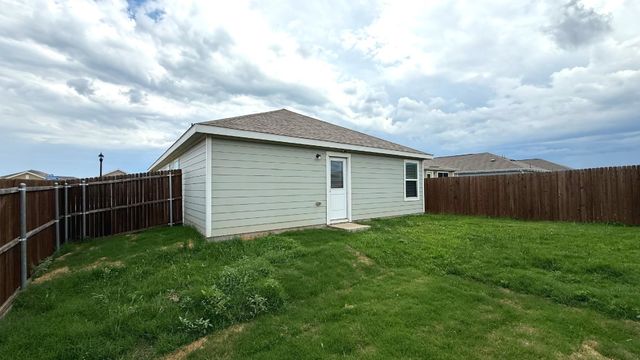 5322 Longshadow Drive, Princeton, TX 75407