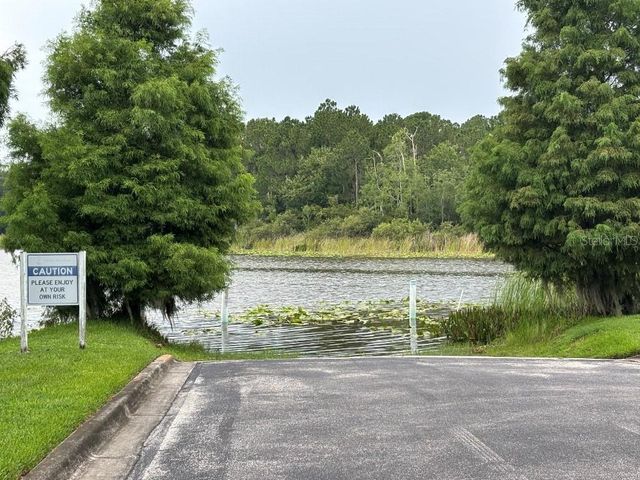 1098 MOTORCOACH DRIVE, Polk City, FL 33868