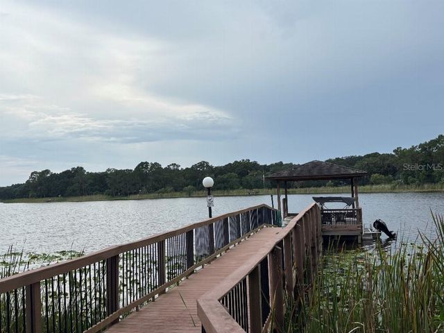 1098 MOTORCOACH DRIVE, Polk City, FL 33868