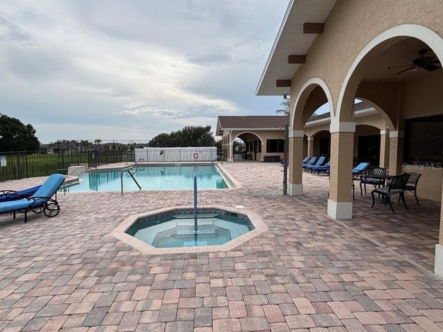 1098 MOTORCOACH DRIVE, Polk City, FL 33868