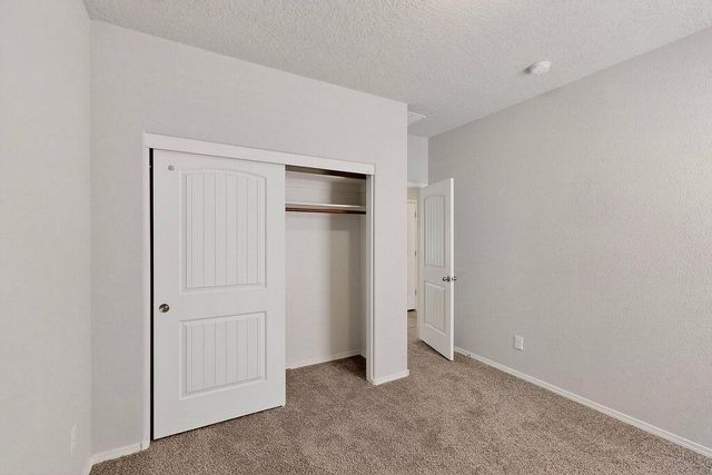 6736 Tempe Avenue NW, Albuquerque, NM 87114