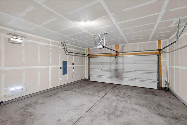 6736 Tempe Avenue NW, Albuquerque, NM 87114